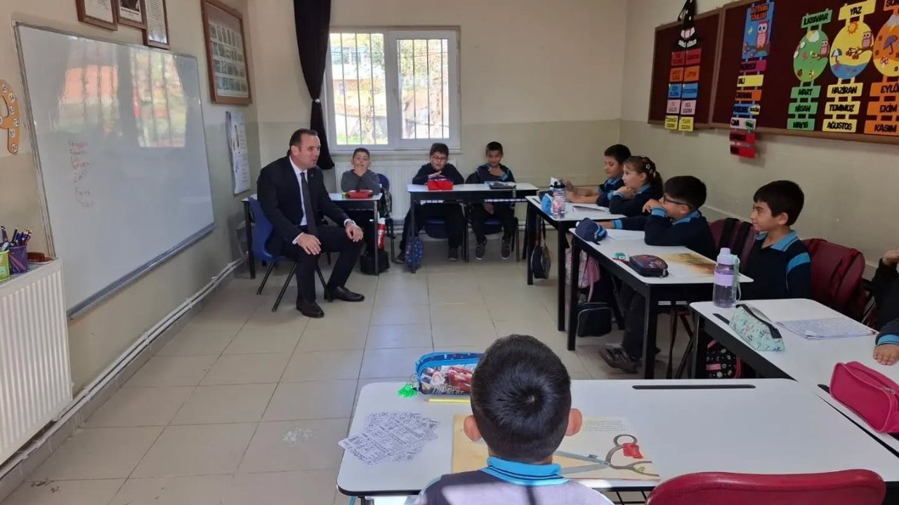 Taşköprü'deki Okula Müfettişlerden Ziyaret (3)