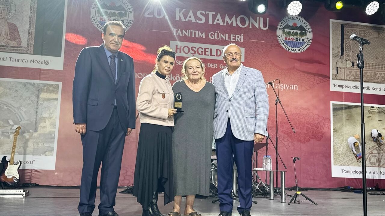 Zeynep Kahreman Ödül (4)